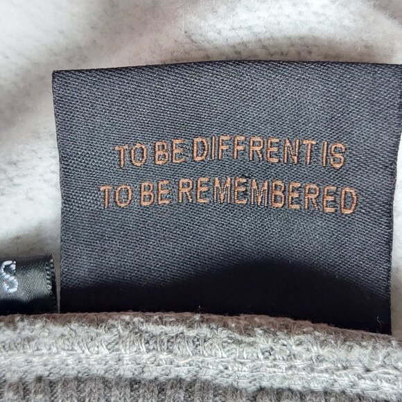 Spiced Equestrian Cuddle Hoodie in Pepper, Size Small - Picture 8 of 11